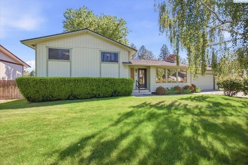 1924 Orchard Way, Richland, WA, 99352-8568 | Card Image