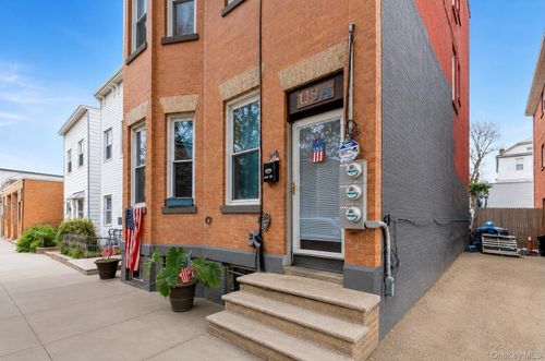 110-31 15th Ave, College Point, NY, 11356-1425 | Card Image