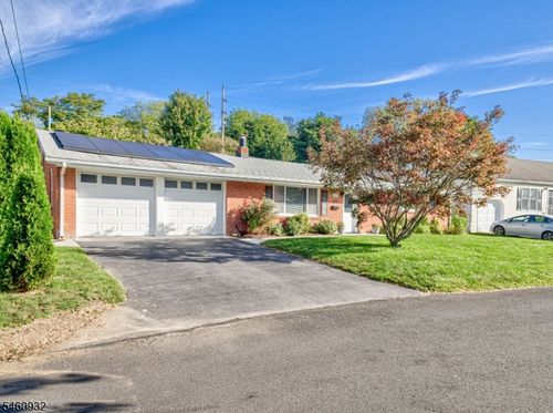 20 Mckinley Ave, Washington, NJ, 07882-1714 | Card Image