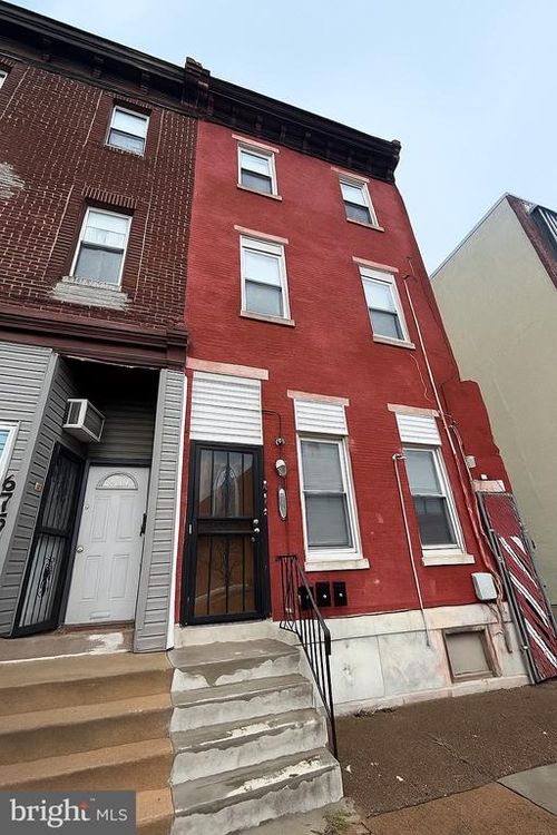 673 N 11th St, PHILADELPHIA, PA, 19123-2514 | Card Image