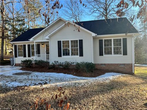 2231 Regency Drive, Randleman, NC, 27317 | Card Image