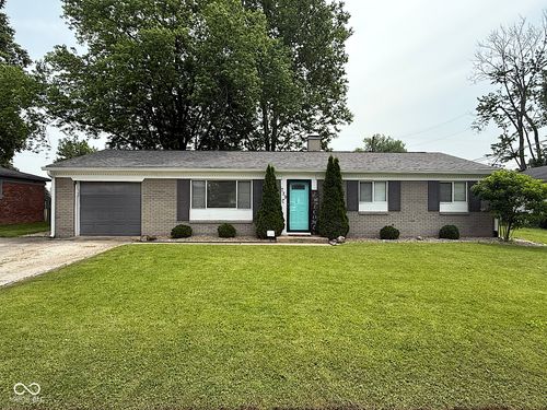 729 Maple Ln, Brownsburg, IN, 46112-1707 | Card Image