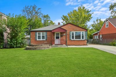 1505 N Rohde Avenue, House other with 2 bedrooms, 1 bathrooms and 2 parking in Berkeley IL | Image 1