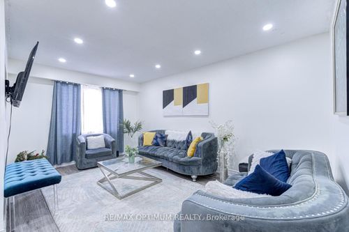 54 Nottawasaga Cres, Brampton, ON, L6Z1B9 | Card Image