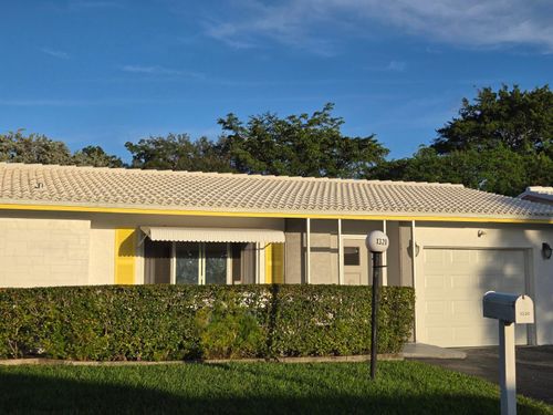 1320 Nw 82nd Ave, Plantation, FL, 33322-4652 | Card Image