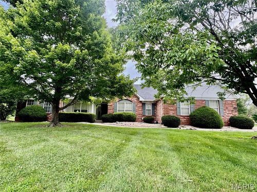 4114 Banbury Pl, Swansea, IL, 62226-8515 | Card Image