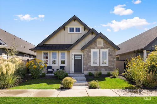 6725 W Los Flores Dr, Meridian, ID, 83646-7604 | Card Image