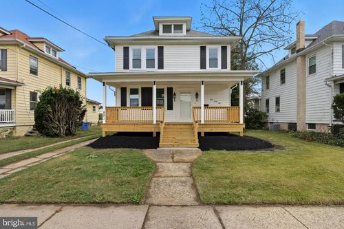 821 Salem Rd, BURLINGTON, NJ, 08016-2431 | Card Image