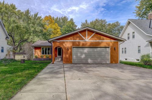 111 Franklin Ave Sw, Watertown, MN, 55388-8250 | Card Image