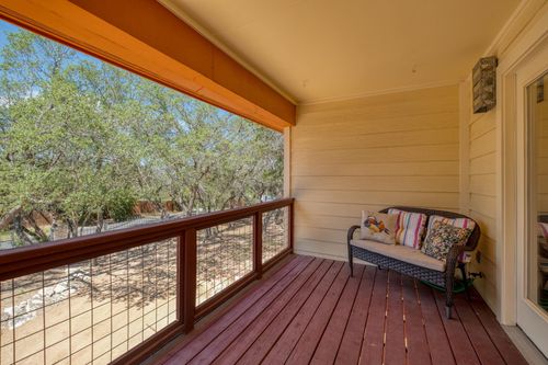 7600 Deer Run, Leander, TX, 78641-6115 | Card Image