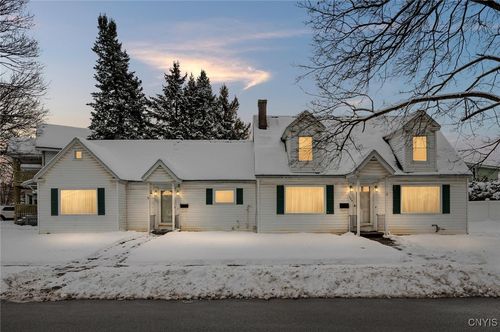 123 Roosevelt Dr, Utica, NY, 13502-5735 | Card Image