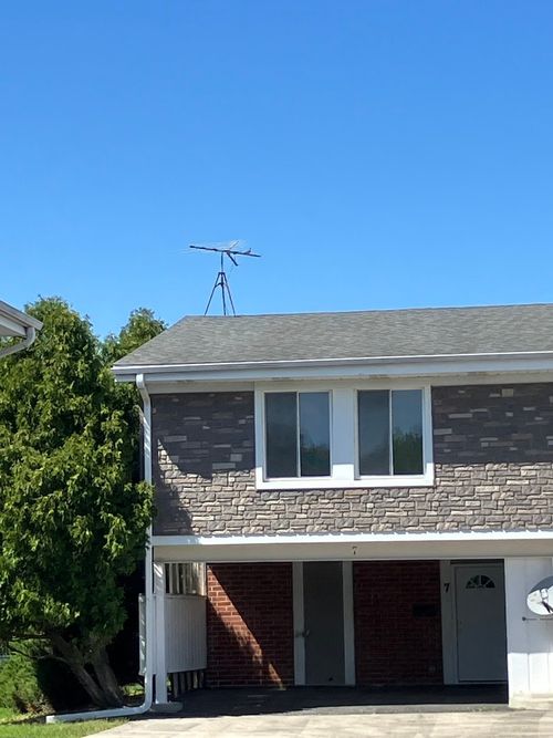 7 Cour Deauville, Palos Hills, IL, 60465-2406 | Card Image