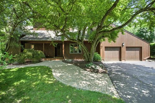 6710 Curtis Rd, Plymouth, MI, 48170-5016 | Card Image