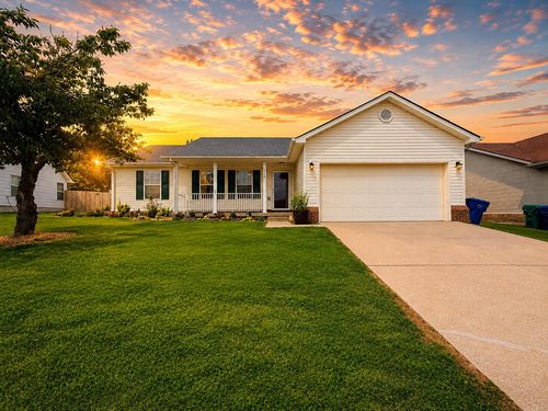 110 Buckingham Ln, Winchester, KY, 40391-8567 | Card Image