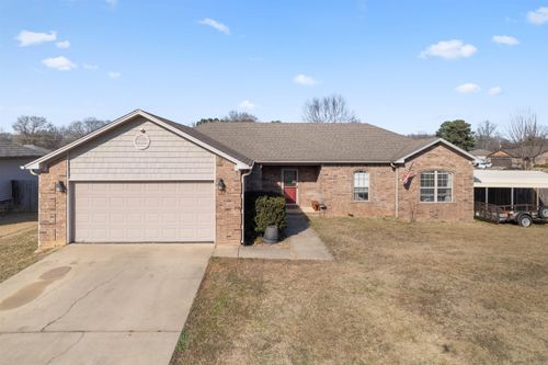 37 Lilly Ann Cir, Ward, AR, 72176-8008 | Card Image