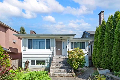 2647 Dundas St, Vancouver, BC, V5K1R1 | Card Image