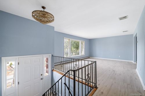 141 Dederer St, Sparkill, NY, 10976-1201 | Card Image