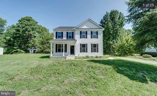 7 Limox Ln, FREDERICKSBURG, VA, 22405-5617 | Card Image