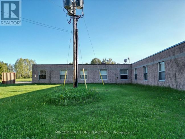 102 Corkery St, Home with 0 bedrooms, 0 bathrooms and null parking in Trout Creek ON | Image 45