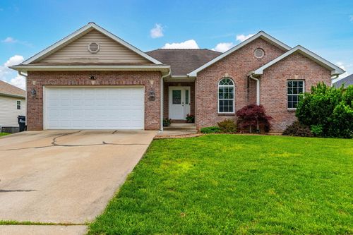 5500 Murfreesboro Dr, Columbia, MO, 65201-2829 | Card Image