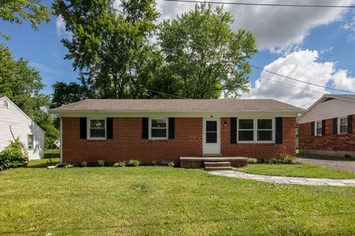 129 Shearin Ave, Danville, KY, 40422-9520 | Card Image
