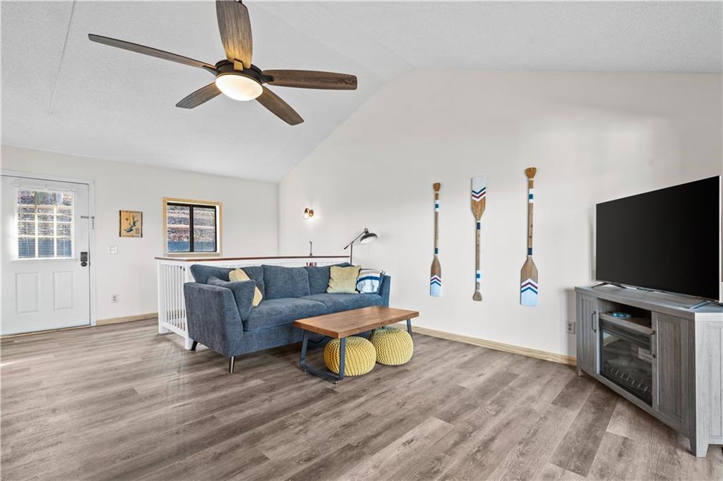 Fishermans Cove Dr, Seneca, SC 29672