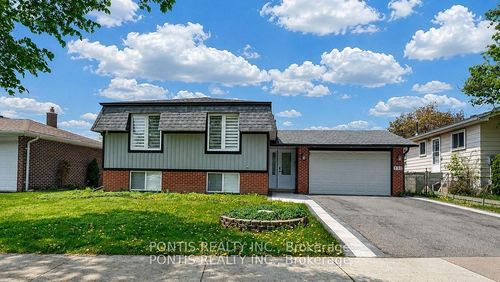 110 Michael Blvd, Whitby, ON, L1N5V9 | Card Image