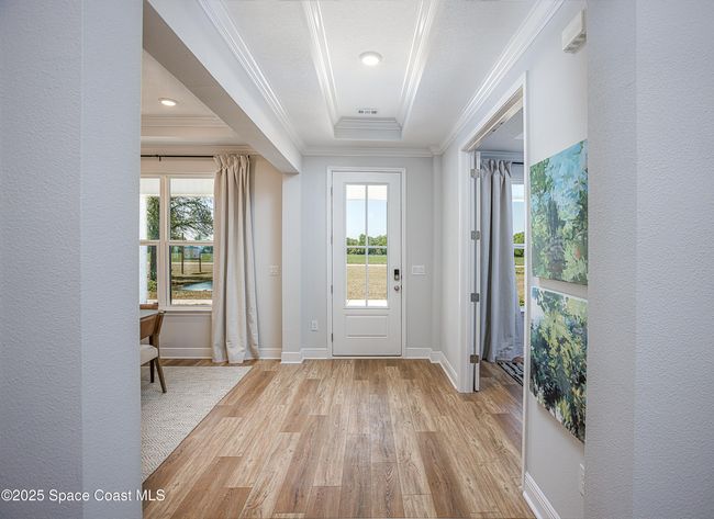 Model home - actual features may vary. | Image 23