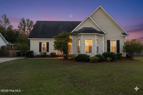 1013 Bristolmoor Dr, Winterville, NC, 28590-6712 | Card Image