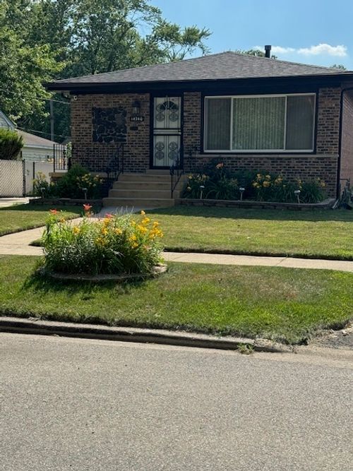 14240 S Manistee Ave, Burnham, IL, 60633-2023 | Card Image