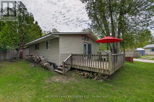 114 Sunrise Avenue, Huron Kinloss, ON, N0G2R0 | Card Image