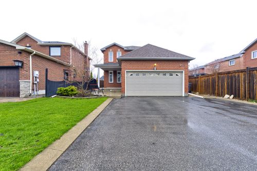 4 Compton Crt, Bolton, ON, L7E1L4 | Card Image