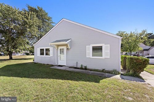 25 S Seas Ct, Barnegat, NJ, 08005-2516 | Card Image