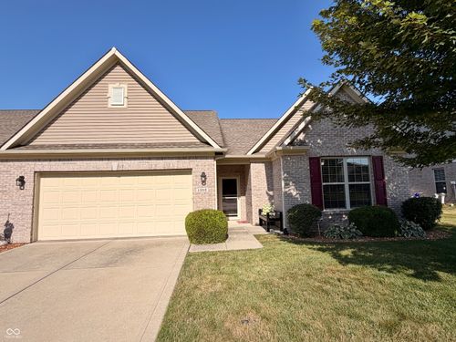 1352 Redstone Dr, Avon, IN, 46123-6605 | Card Image