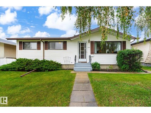 7924 130 Ave Nw, Edmonton, AB, T5C1Y5 | Card Image