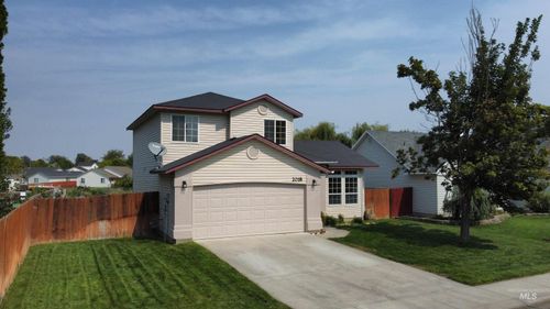 2018 W Young St, Nampa, ID, 83651-7721 | Card Image