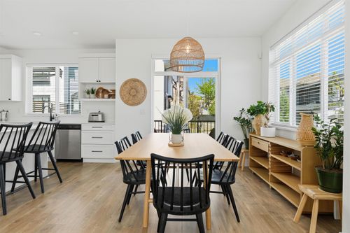 18-6897 201 Street, Langley, BC, V2Y0Z3 | Card Image