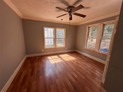 137 Lister St, Shreveport, LA, 71101-5017 | Card Image