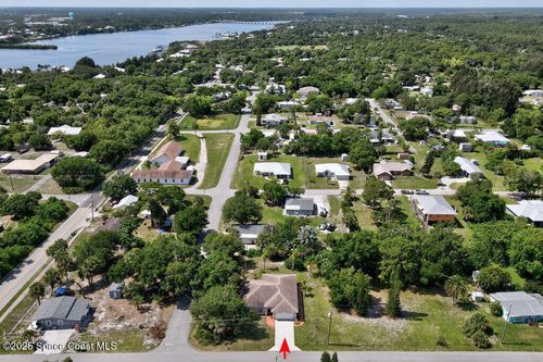 3825 Allen Ave, Sebastian, FL, 32976-8005 | Card Image