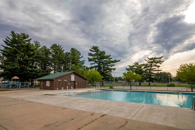 APT-10R - 128 Loudon Rd, Condo with 2 bedrooms, 1 bathrooms and null parking in Concord NH | Image 11