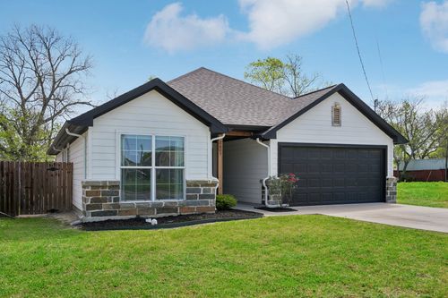 2605 Langford St, Greenville, TX, 75401-3736 | Card Image