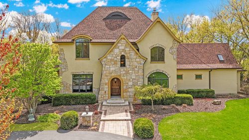 35340 Pabst Court, Oconomowoc Lake, WI, 53066 | Card Image