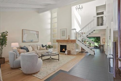 1328 Sun Valley Rd, Solana Beach, CA, 92075-1647 | Card Image