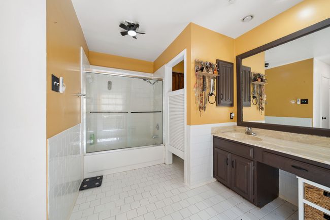 Primary En suite bath | Image 17