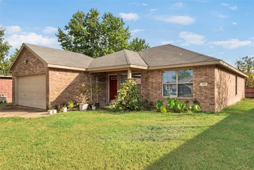 800 Phillips Cir, Kaufman, TX, 75142-2972 | Card Image