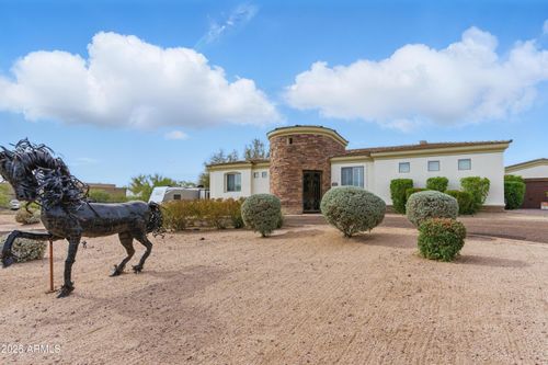 6146 E Dixileta Dr, Cave Creek, AZ, 85331-6044 | Card Image