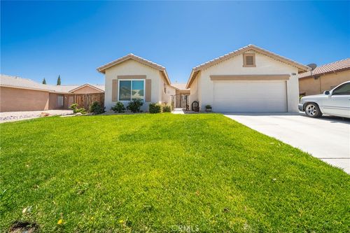 13399 Dover Ln, Victorville, CA, 92392 | Card Image