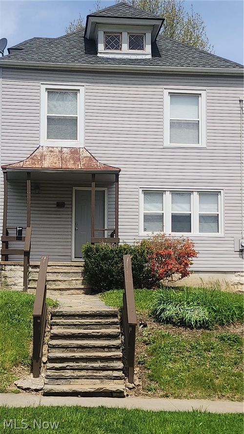 499 Gage St, Akron, OH, 44311-1807 | Card Image