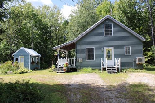 193 West Road, Chesterville, ME, 04938 | Card Image