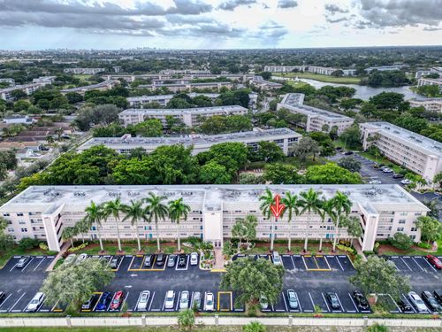 j3-2004 Granada Drive, Coconut Creek, FL, 33066 | Card Image